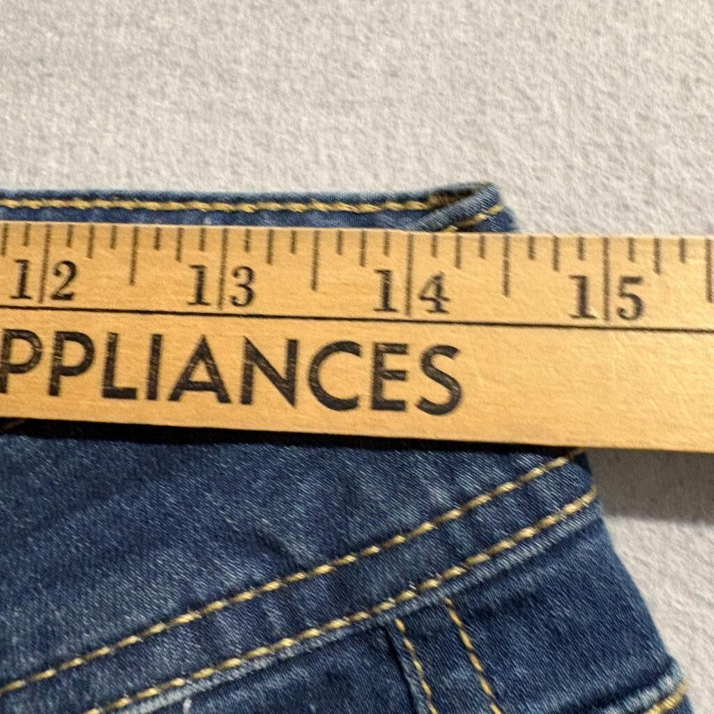 WAM What About Me Distressed Crop Jeans Womens Size 5/6 Blue Denim Cuffed