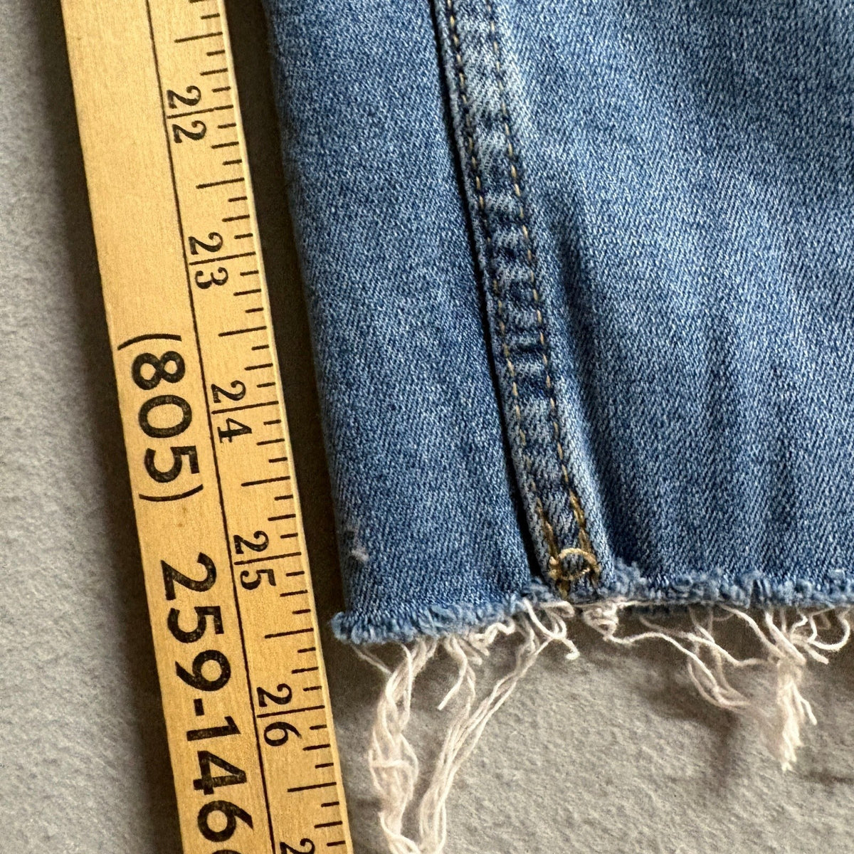 Calvin Klein Jeans Womens Size 2 26 High Rise Straight Leg Raw Hem Blue Denim