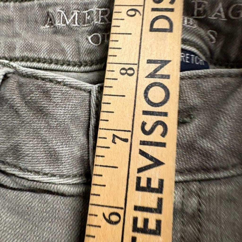 American Eagle Super Super Stretch Legging Crop Jeans Womens Size 6 Olive Green
