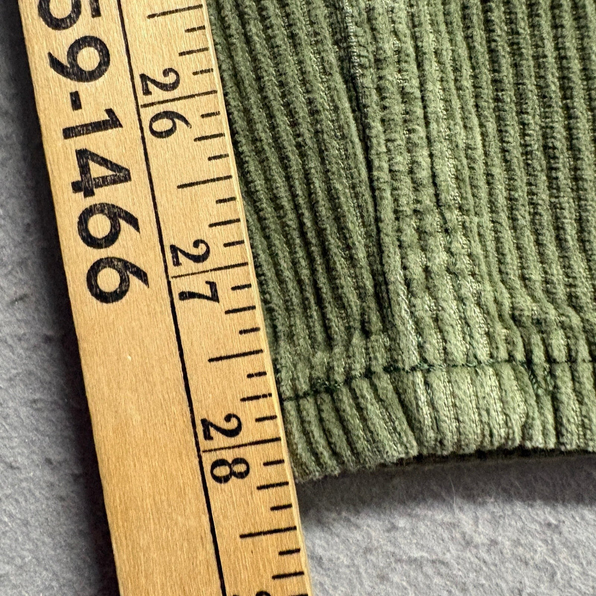 BDG Urban Outfitters Mom High Rise Corduroy Pants Womens Size 24 Green Cotton