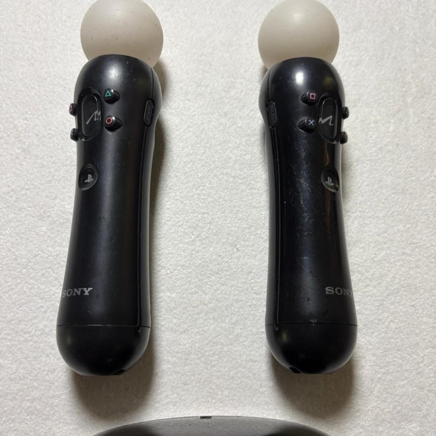 CTA Dual Charging Dock with 2 Sony PS Move Controllers PlayStation 3 4 VR