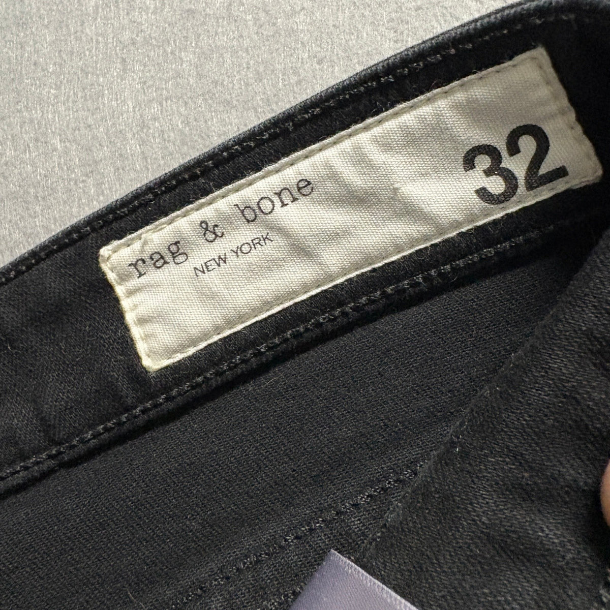 Rag & Bone Dre Low-Rise Ankle Slim Boyfriend Jeans Black Size 32 Distressed Hem
