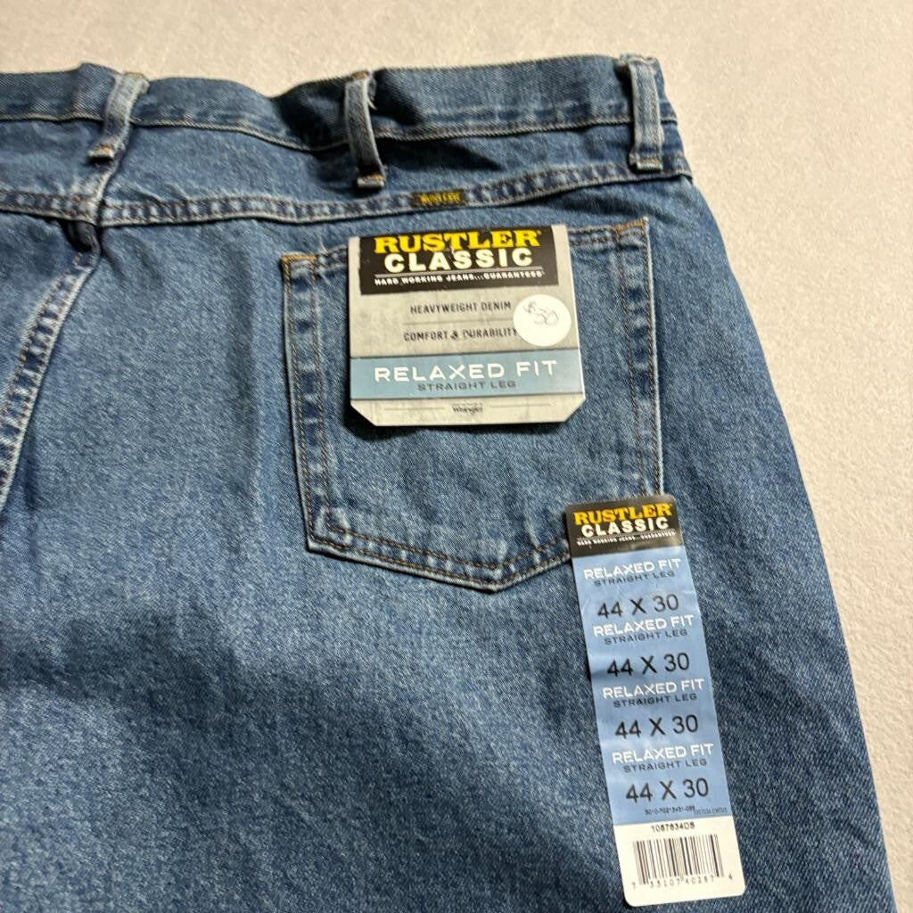 Rustler Classic Mens Jeans 44x30 Blue Denim Relaxed Fit Straight Leg NWT