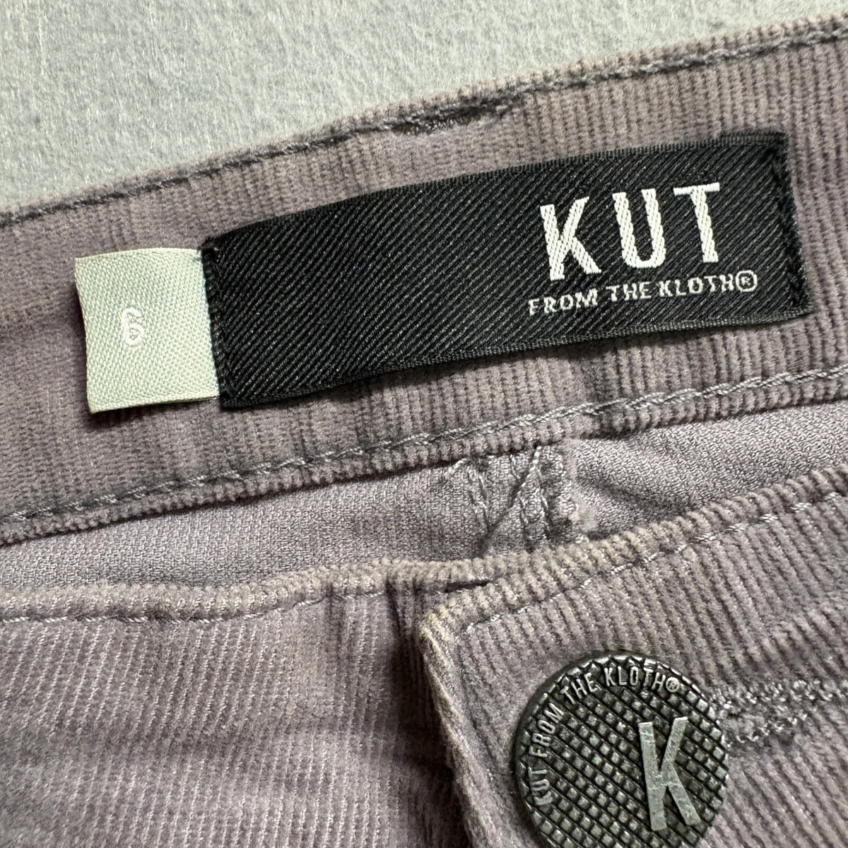 KUT from the Kloth Diana Skinny Corduroy Pants Womens Size 8 Gray Stretch Velvet