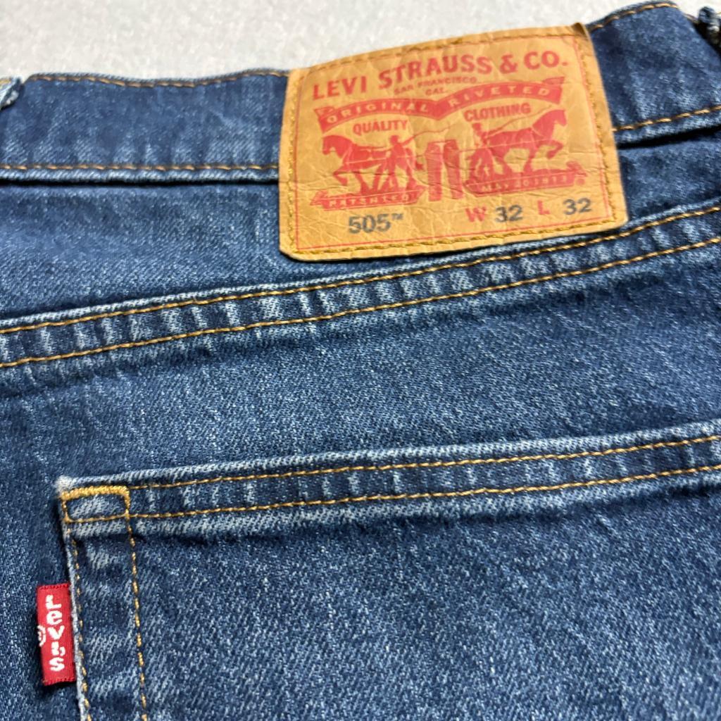 Levi's 505 Regular Fit Straight Leg Jeans Mens 32x32 Blue Denim Medium Wash