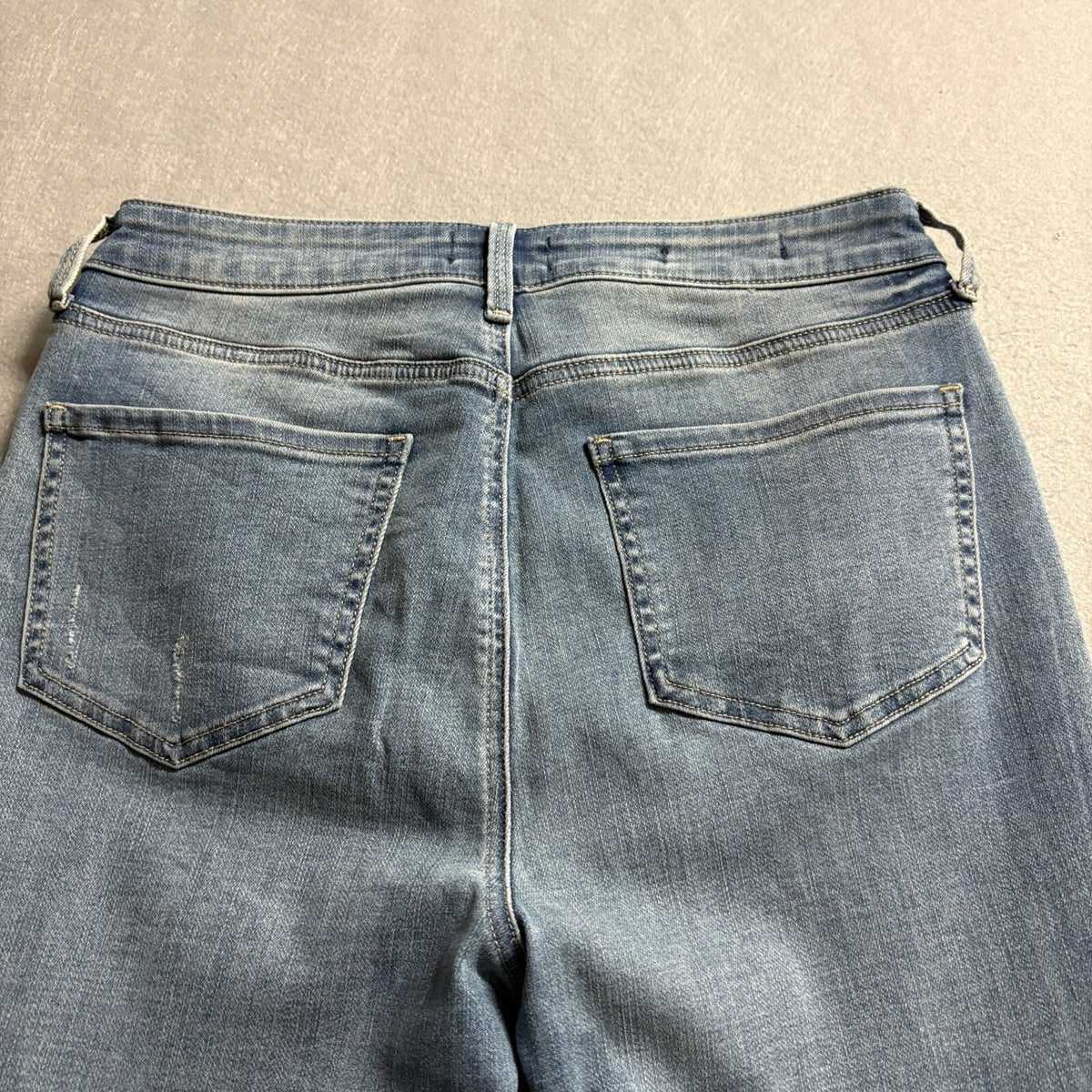 NYDJ Ami Skinny Jeans Womens Size 6 Light Wash High Rise Distressed Button Fly
