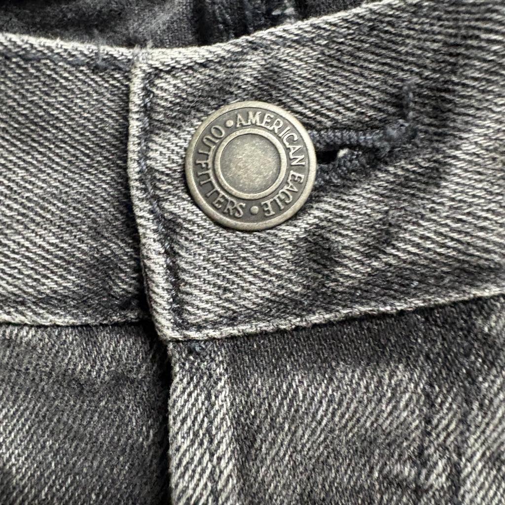 American Eagle Tomgirl Slim Jeans Womens Size 8 Gray Denim Button Fly Stretch