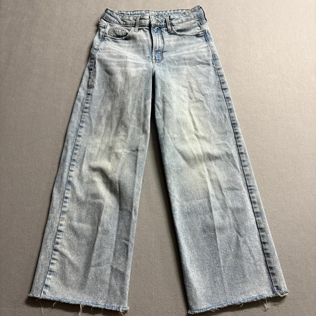 Old Navy Wide Leg Jeans Womens Size 4 Light Wash Denim Raw Hem High Rise Stretch