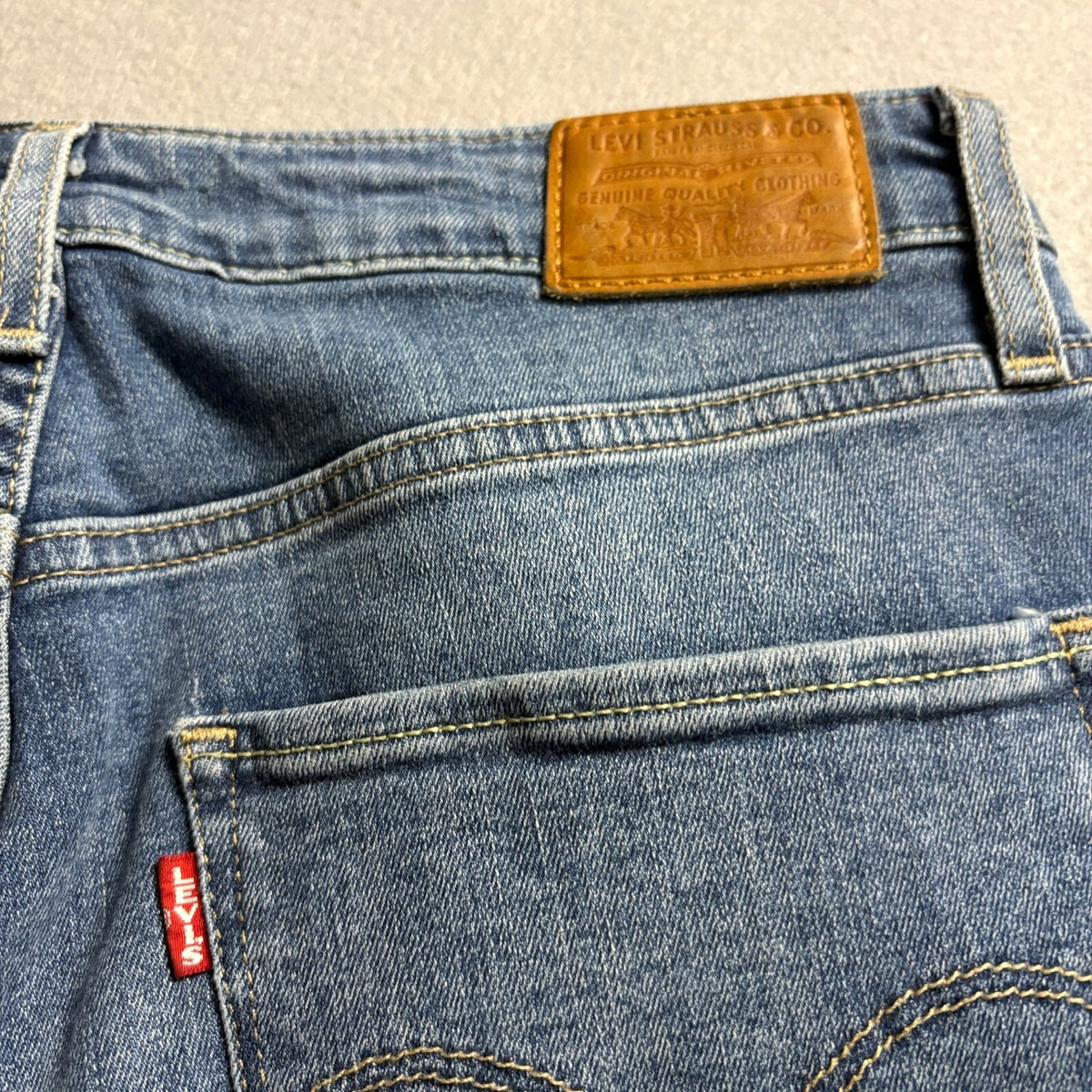 Levis Premium 721 High Rise Skinny Jeans Womens 29 Distressed Raw Hem Blue Denim