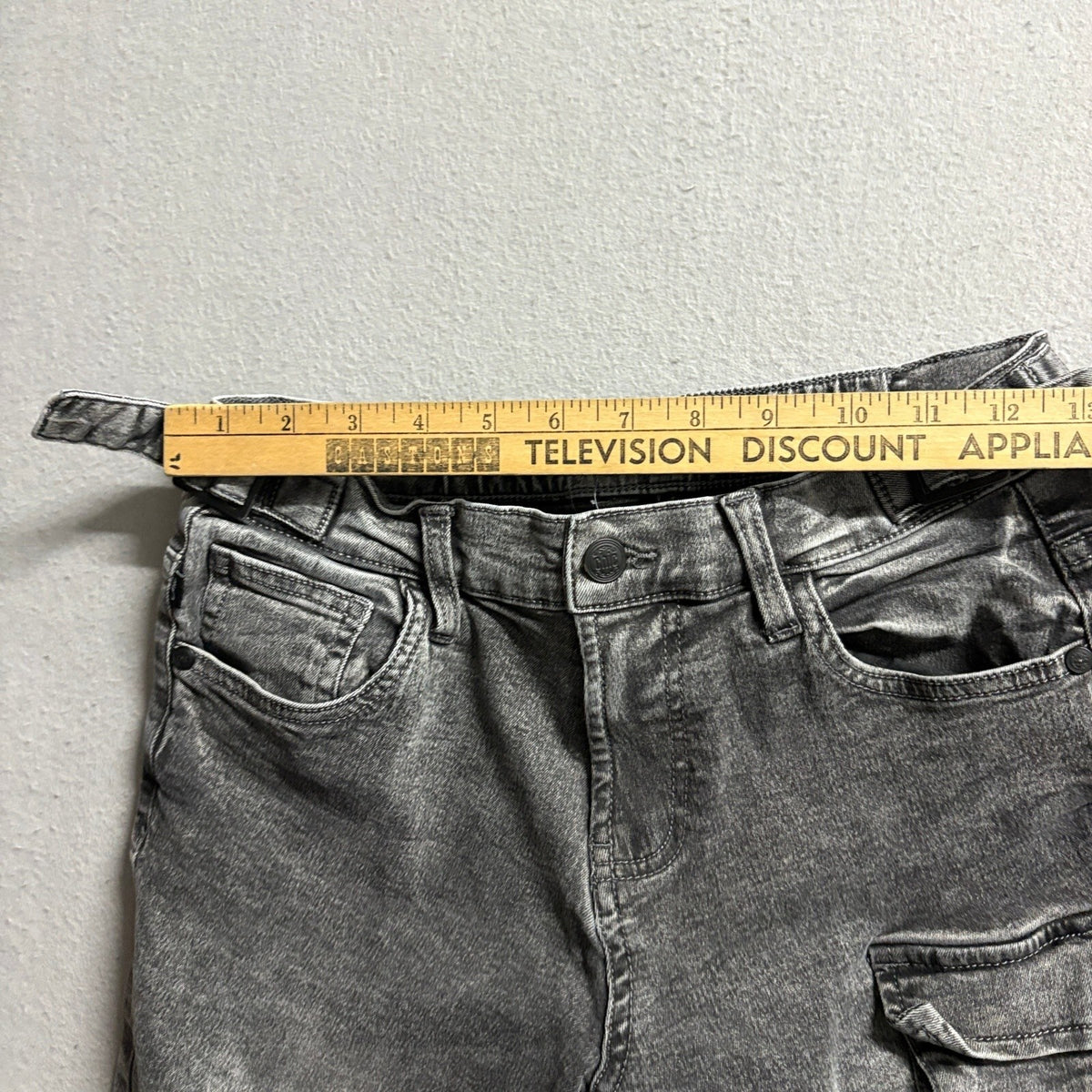 Chic Connect Girls Gray Acid Wash Cargo Jeans Size 5 Stretch Denim Utility Pants