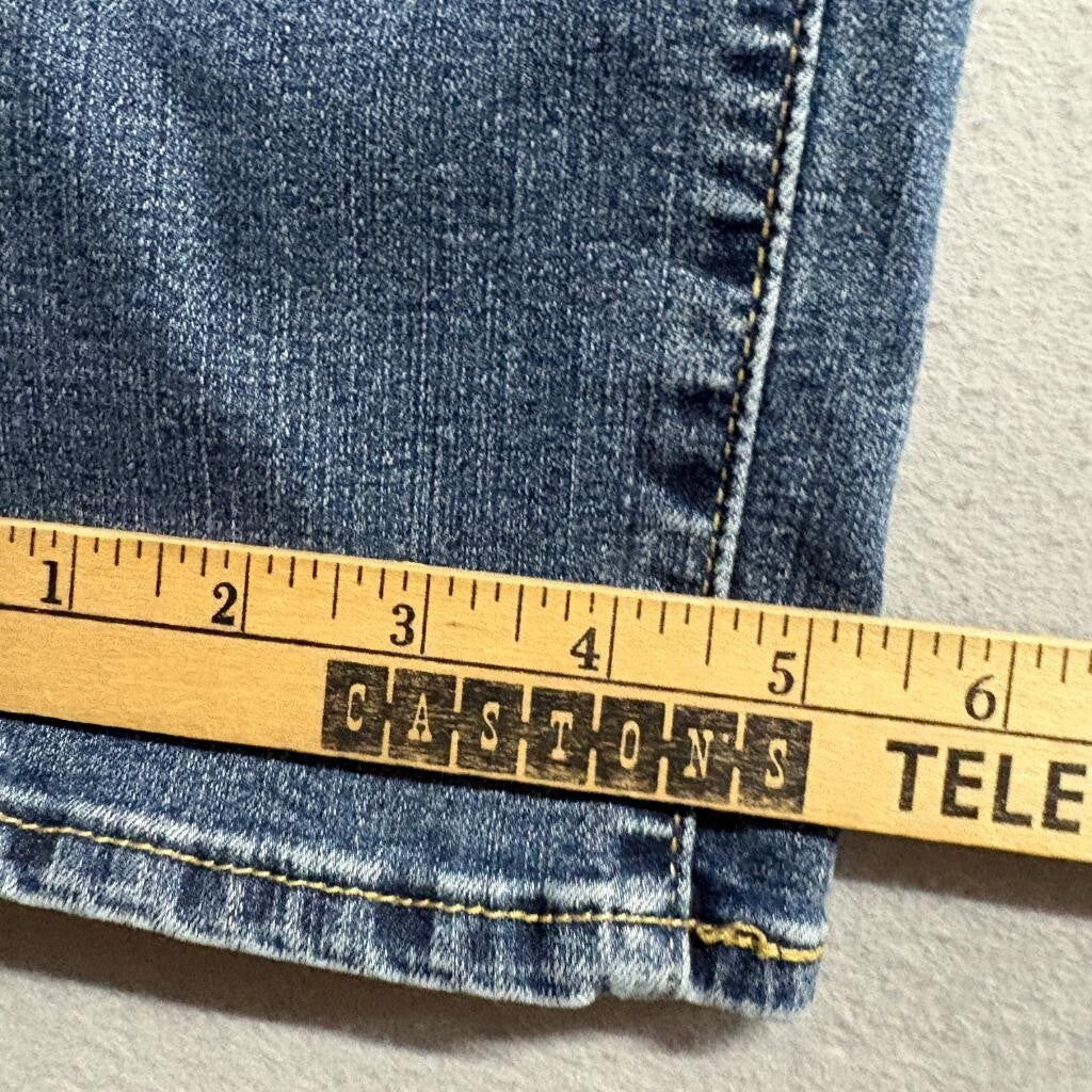 Denizen from Levis Skinny Jeans Womens Size 4M Blue Denim Stretch