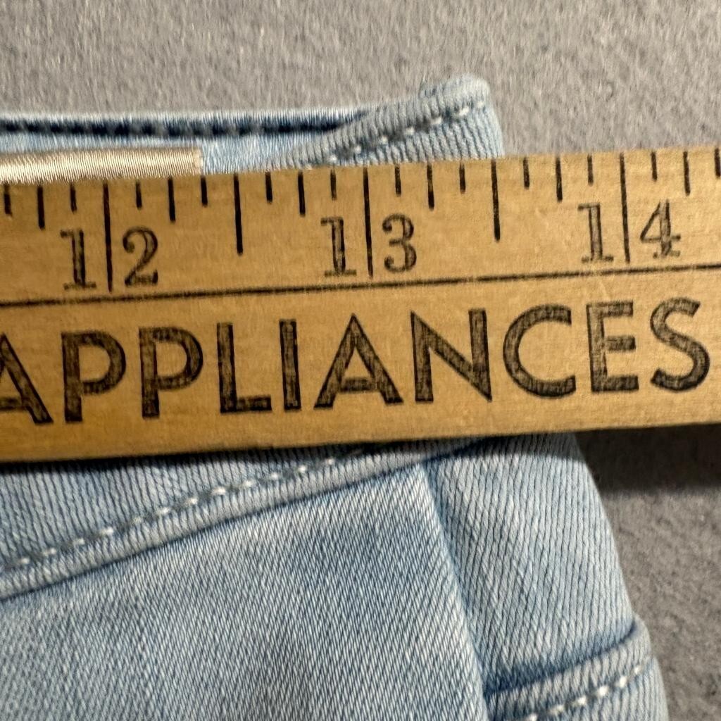 Jordache Legacy Womens Skinny Jeans Size 4 Light Wash Studded Pockets Stretch