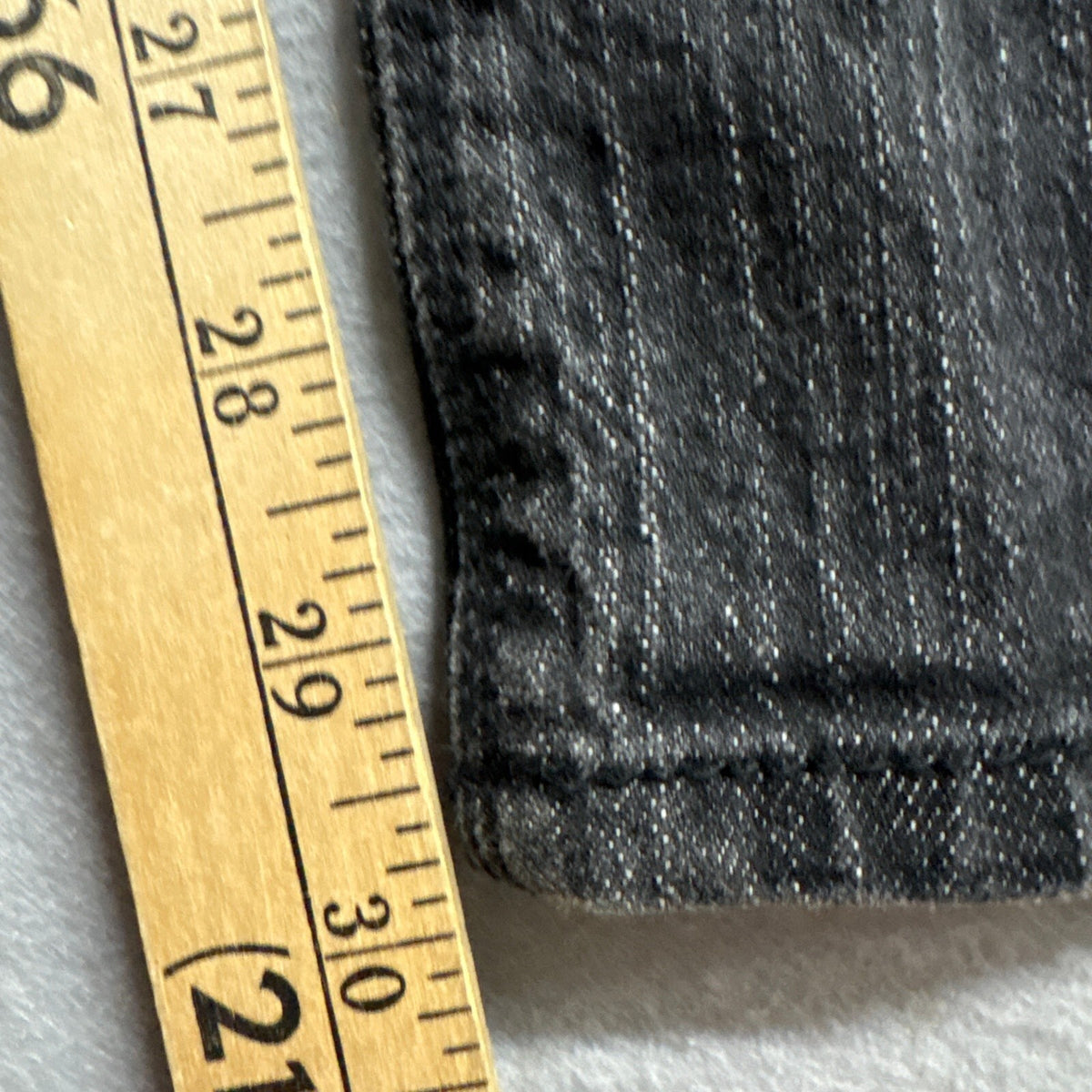 Volcom Solver Modern Straight Jeans Mens 46x30 Black Faded Denim Pants