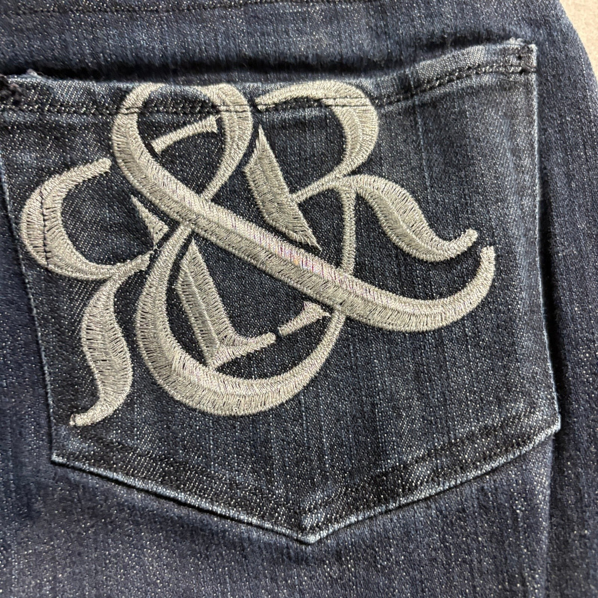 Rock & Republic Bootcut Jeans Womens 10 Blue Denim Embroidered Pocket Stretch