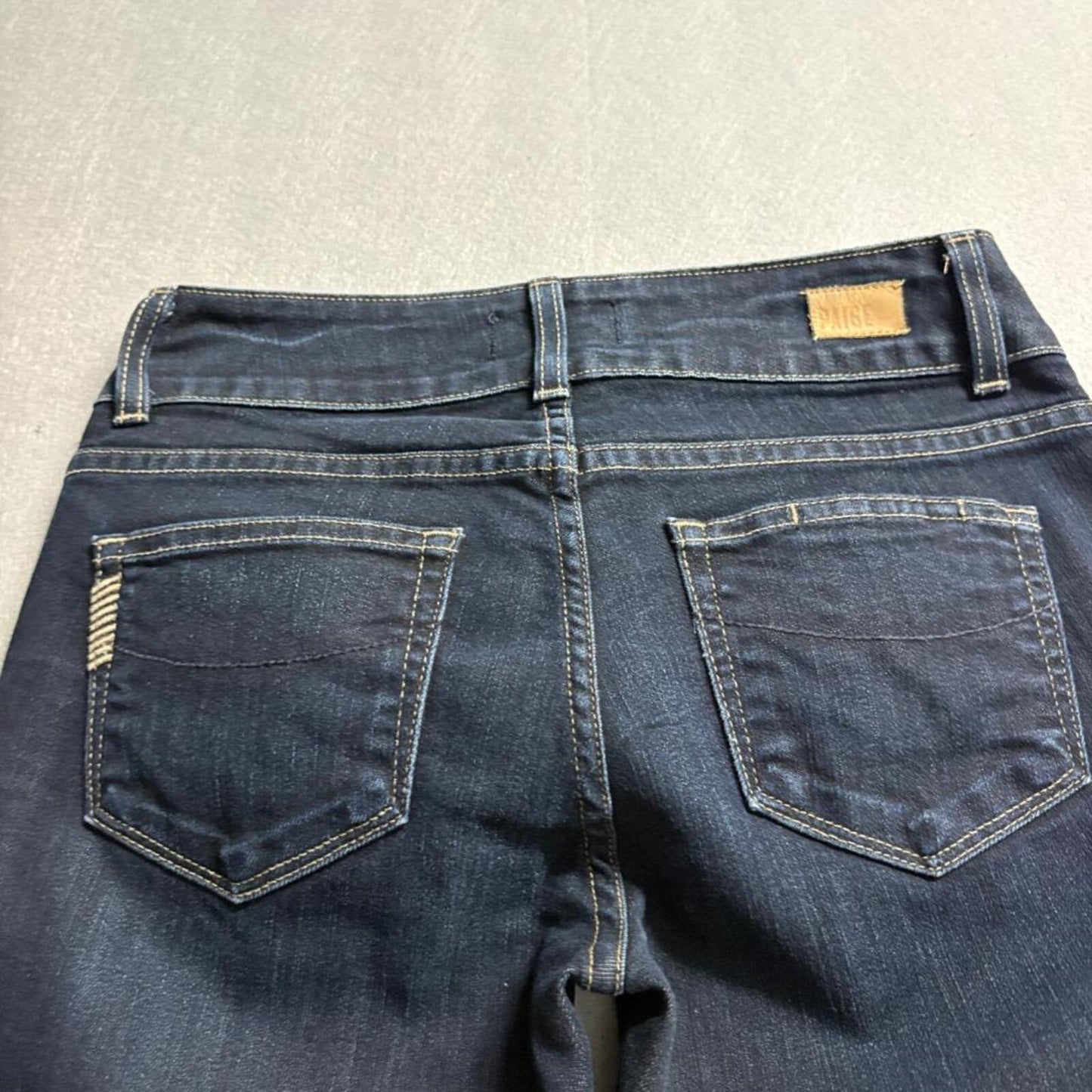 Paige Hidden Hills Bootcut Jeans Womens 26 Dark Wash Blue Denim Stretch