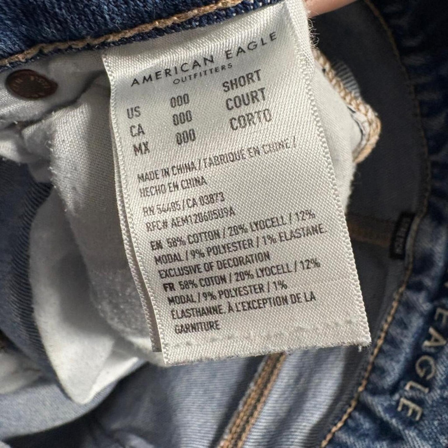 American Eagle Mom Straight Jeans Womens 000 Short Blue Distressed High Rise