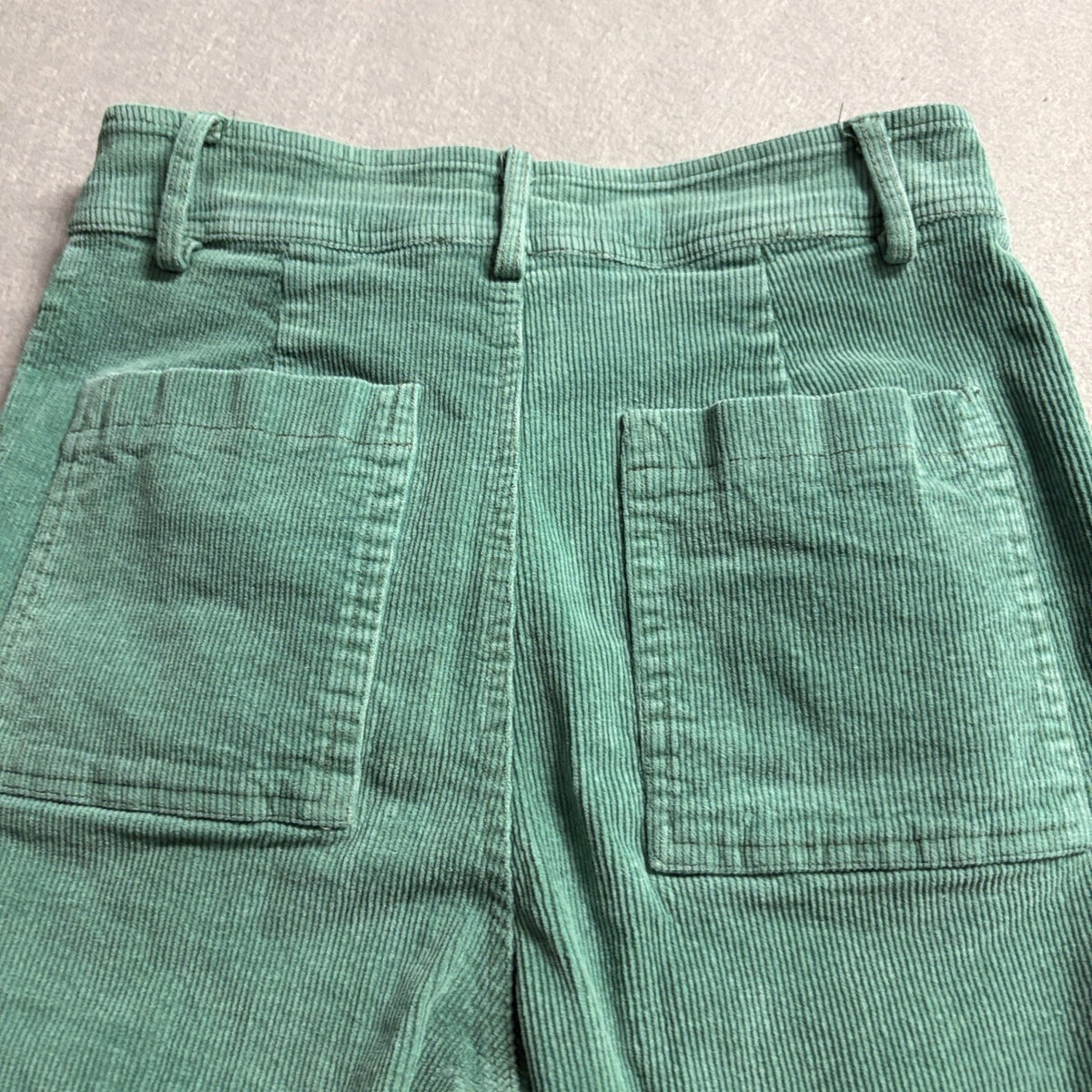 Miss Love Green Corduroy Wide Leg Pants Womens Size S Raw Hem High Rise Patch