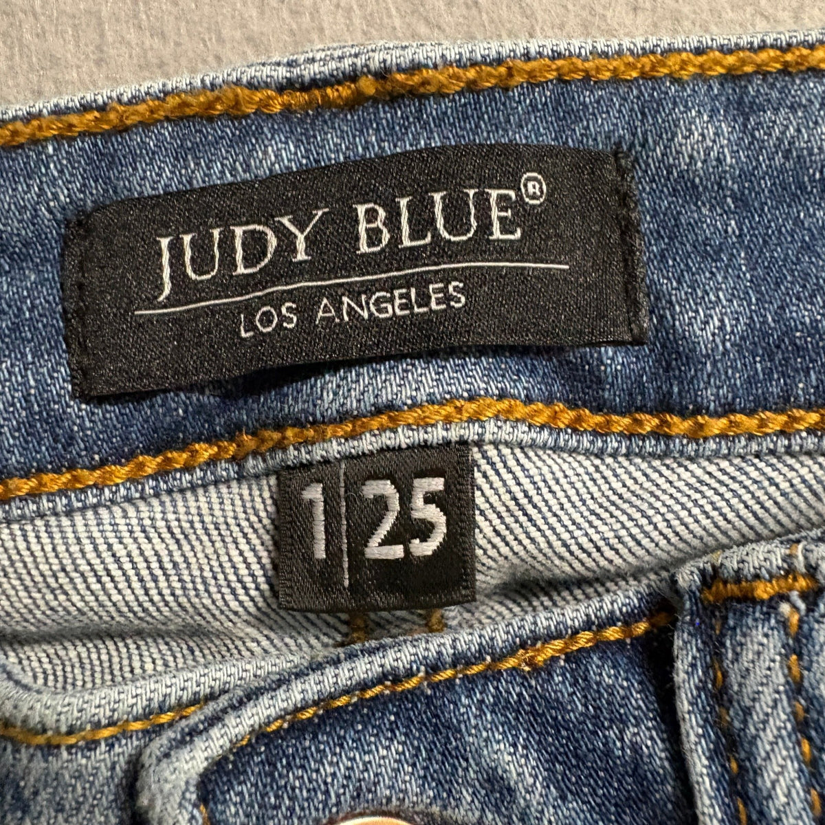 Judy Blue Boot Cut Jeans Womens Size 1/25 Distressed Raw Hem High Rise Stretch