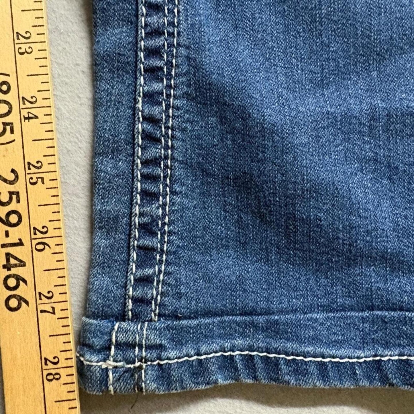 WallFlower Jeans Womens Size 0 Blue Denim Bootcut Thick Stitch Stretch Low Rise
