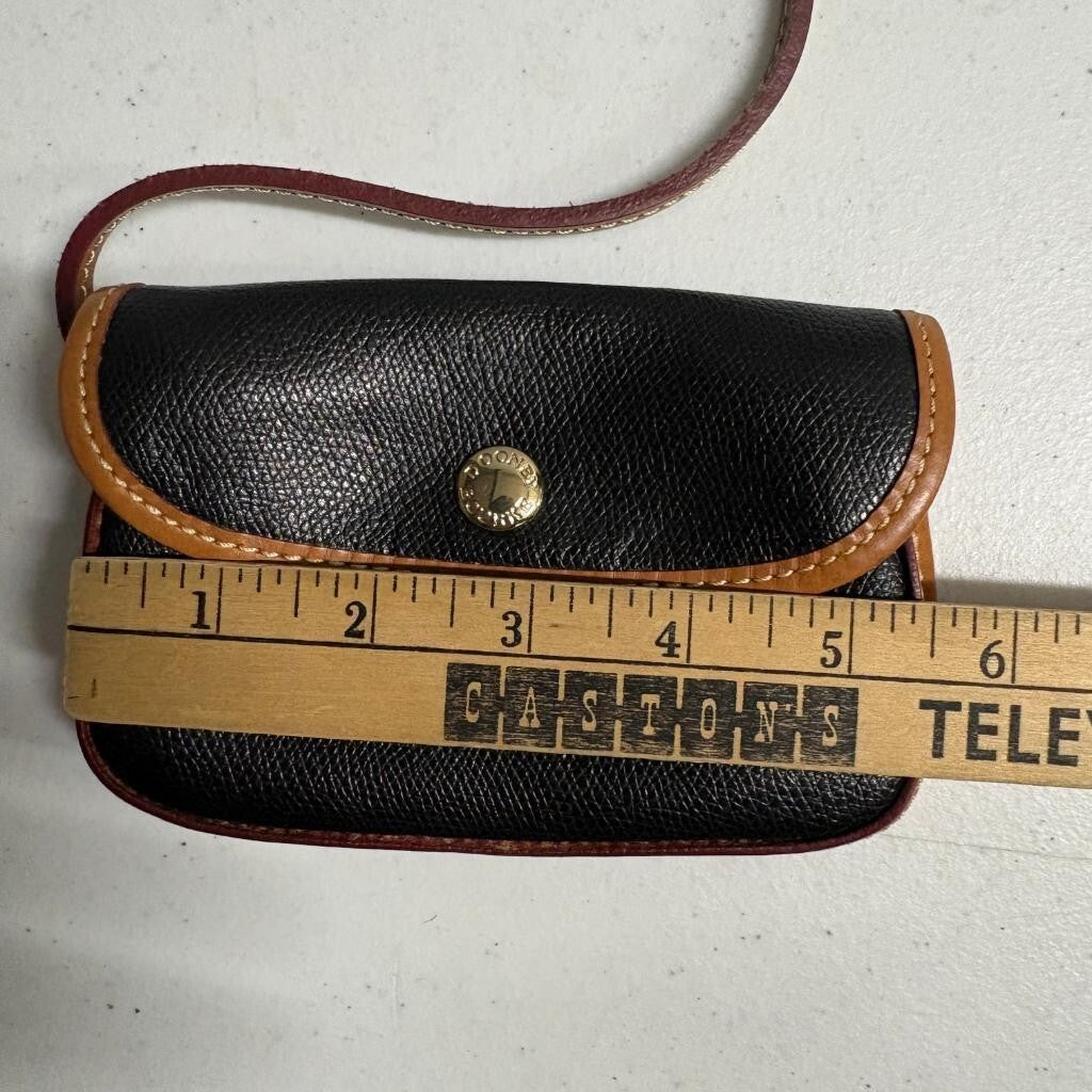 Dooney & Bourke Vintage Black Pebbled Leather Pouch Wristlet Key Coin Purse