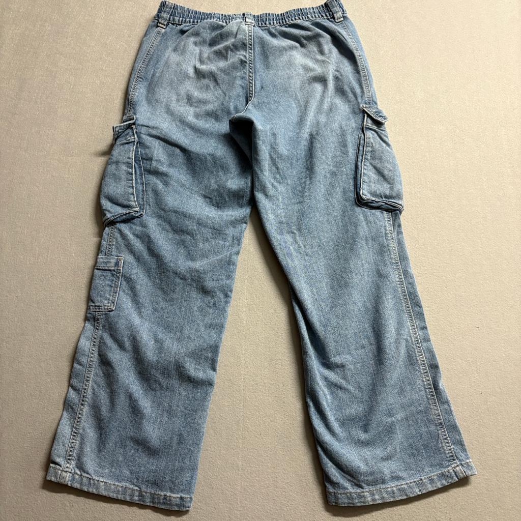 H&M Divided Women Blue Cargo Jeans Size 6 Elastic Waist Wide Leg Denim Pants