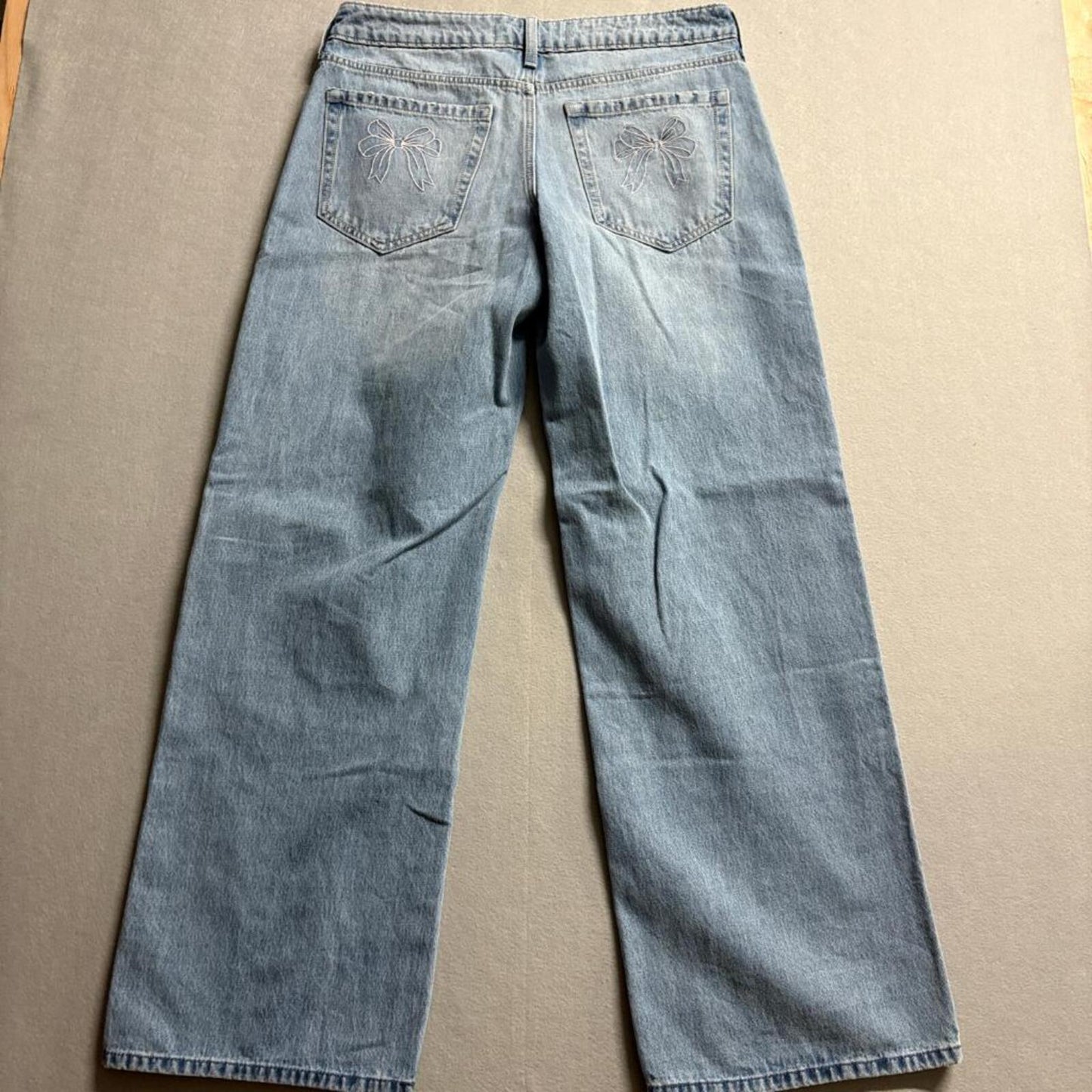 Hollister Low Rise Baggy Jeans Womens 10 W30 Long Blue Denim Bow Embroidered