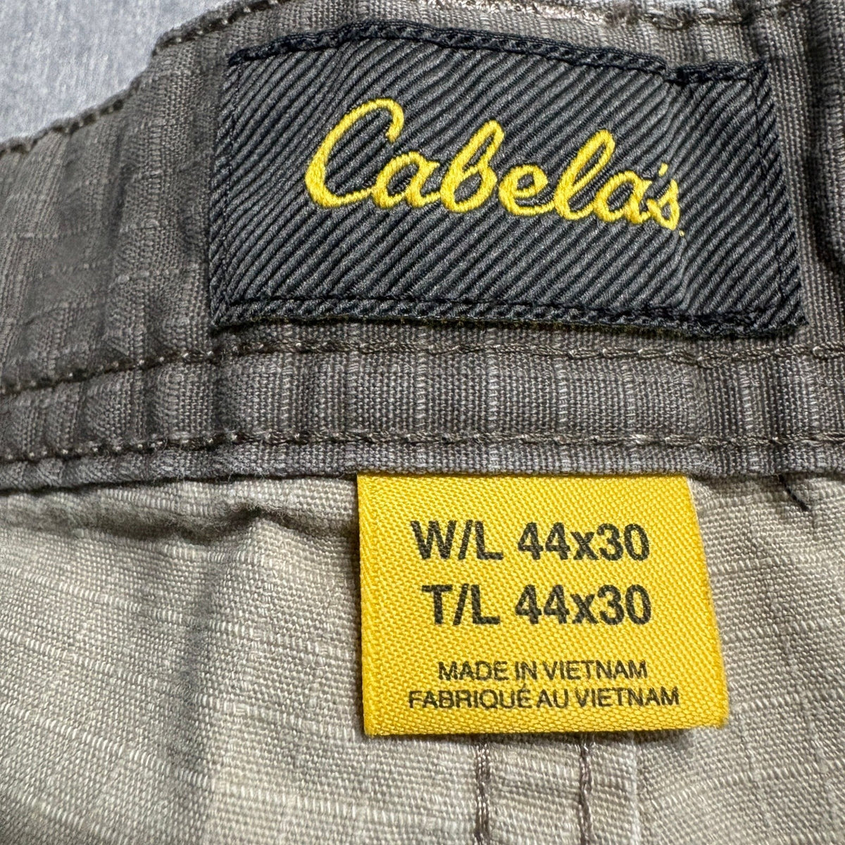 Cabelas Cargo Pants Mens 44x30 Tan Cotton Ripstop Classic Fit Outdoor Hiking