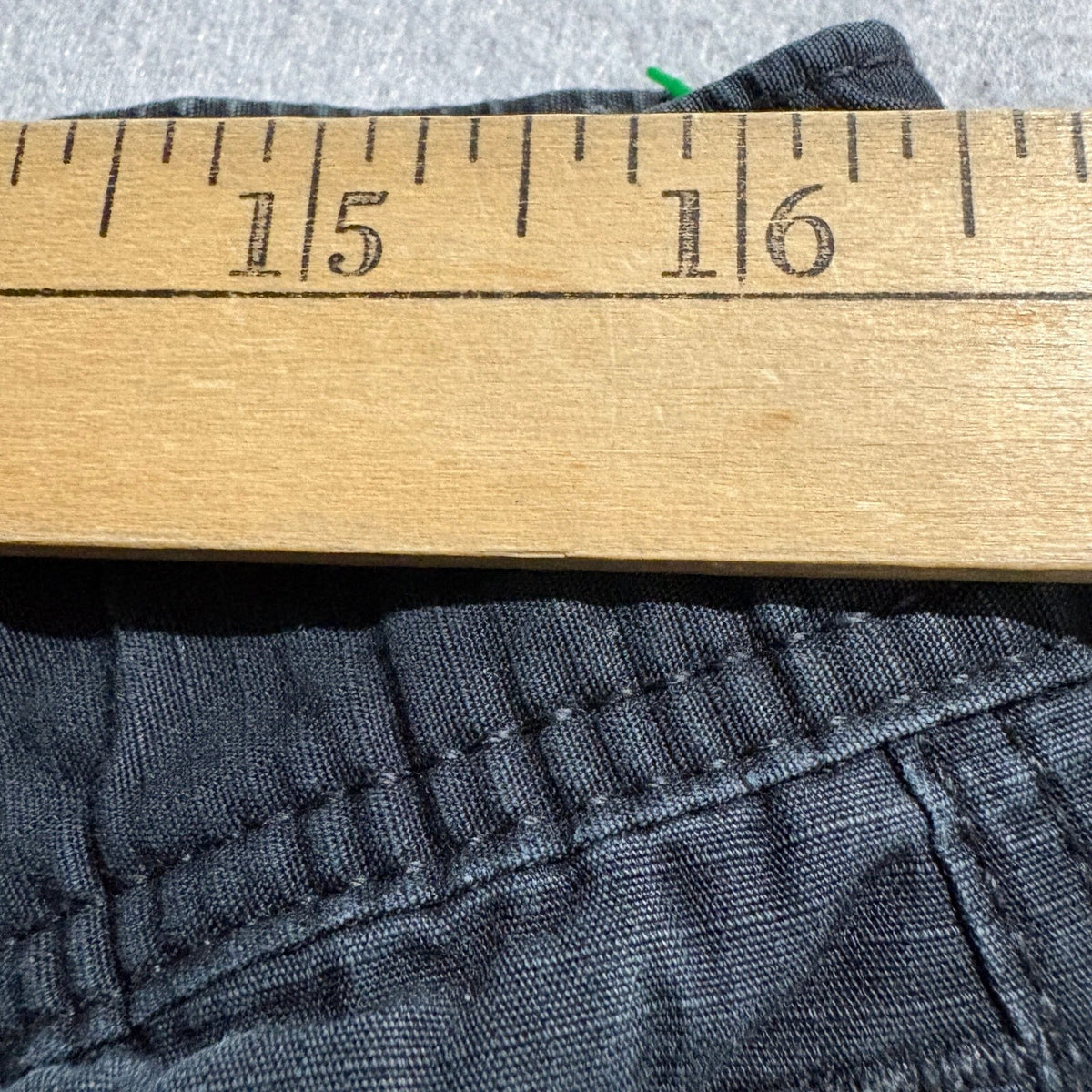 H&M Convertible Jogger Cargo Pants Mens Medium Black Zip Off Shorts Outdoor