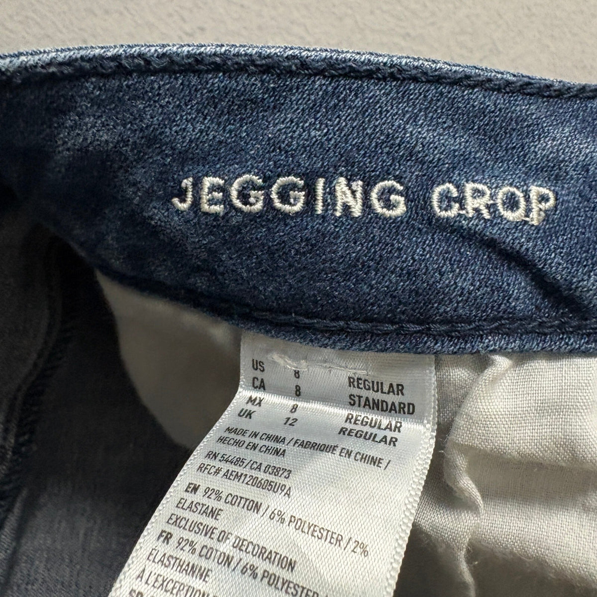 American Eagle Jegging Crop Jeans Womens Size 8 Regular Blue Super Stretch Raw