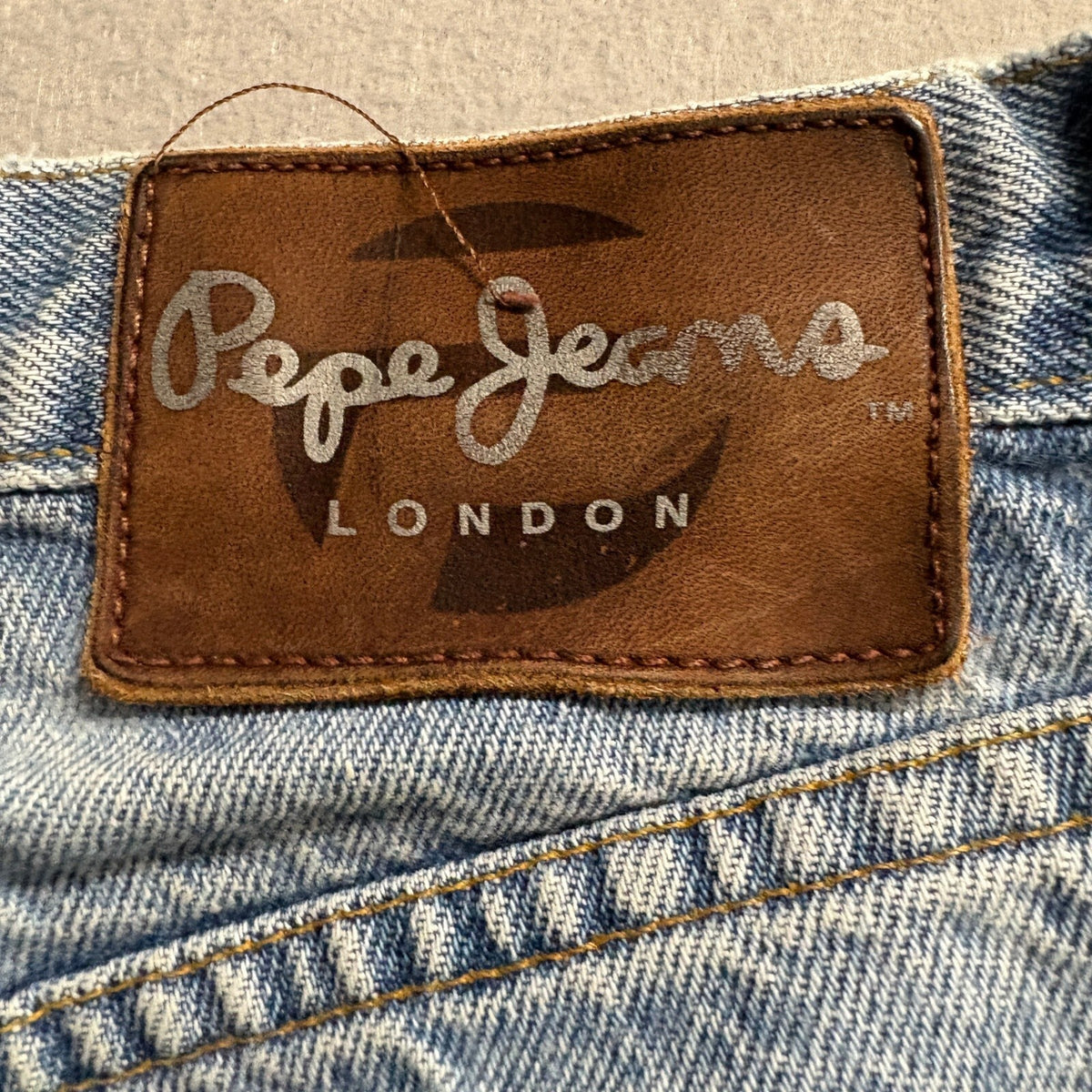 Vintage Pepe Jeans London Womens 24 Light Wash Denim High Rise Straight Leg USA
