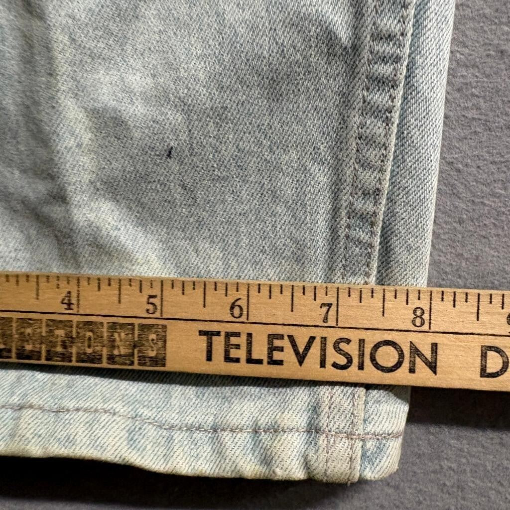 Vintage Brittania Jeans Mens 38x32 Light Wash Denim Straight Leg Made in HK