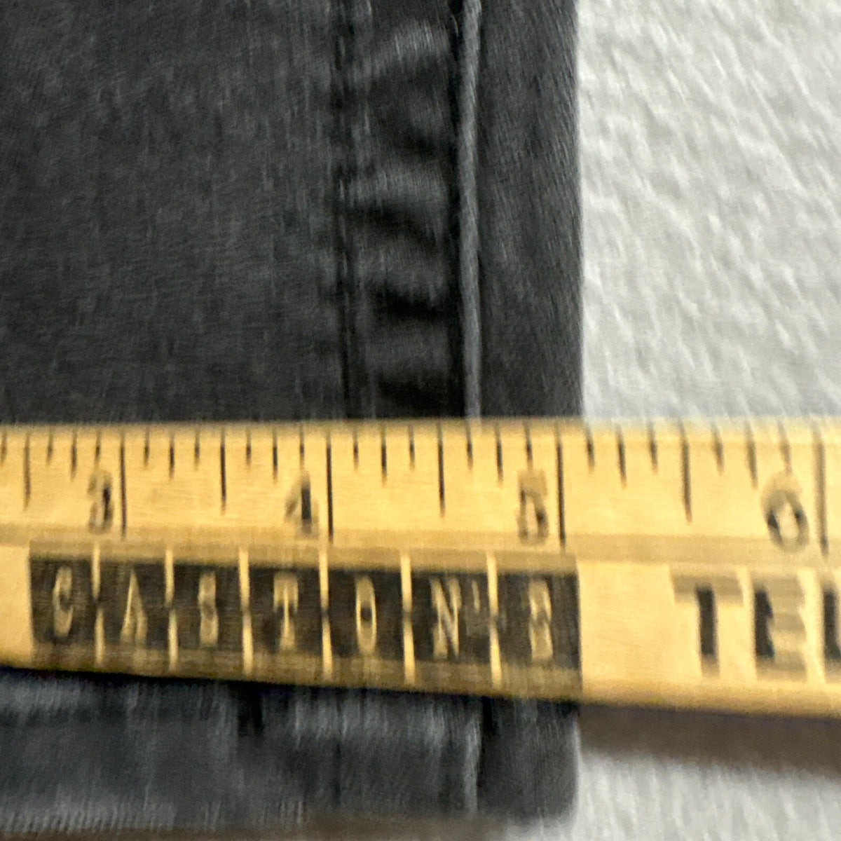 Seven7 Distressed Skinny Jeans Womens Size 6 Gray Ripped Knee Denim