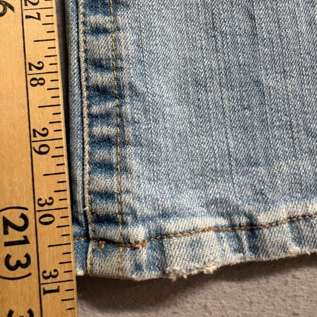 Behold Amber Flare Leg Jeans Juniors Size 5 Light Wash Denim Low Rise
