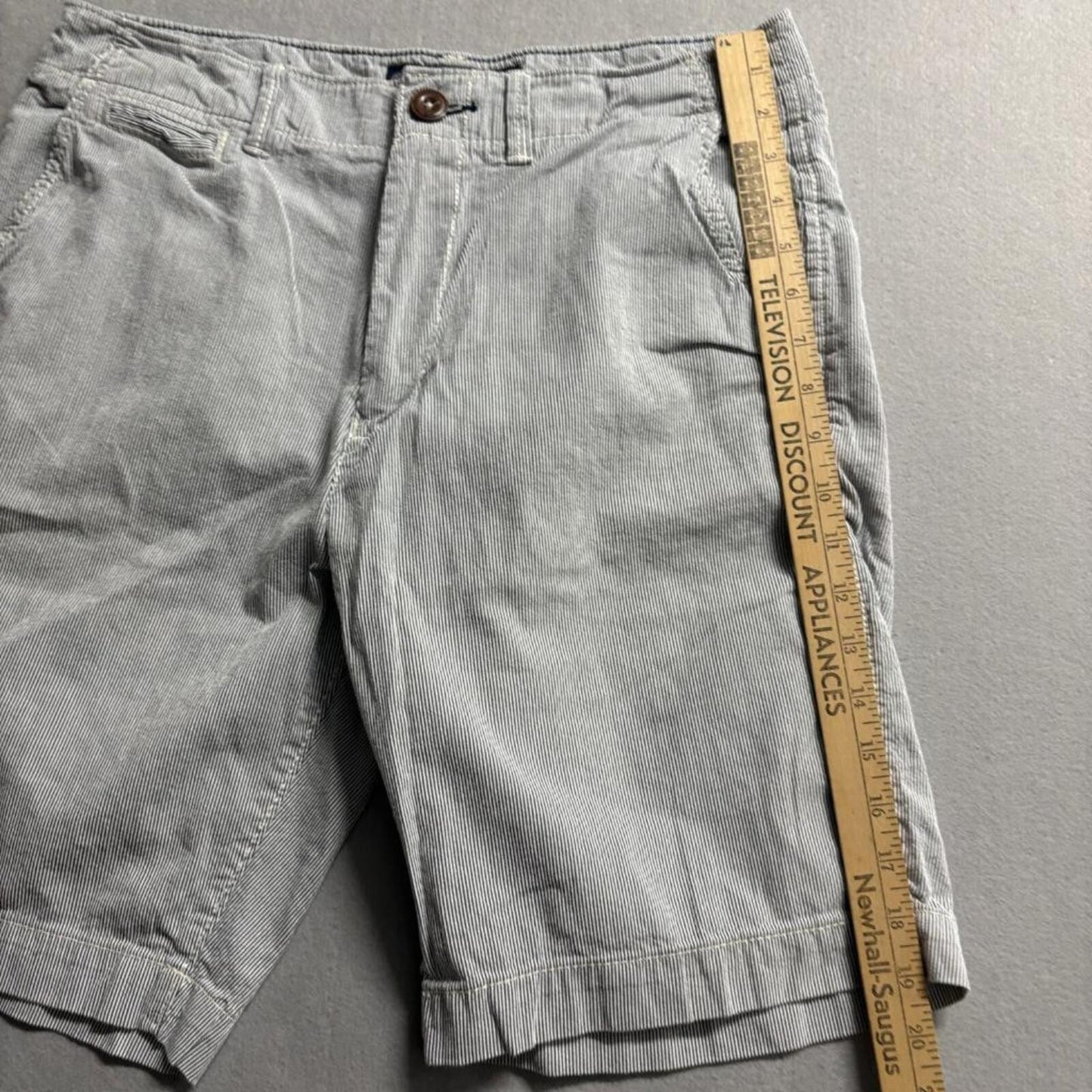 American Eagle Classic Shorts Mens 32 Blue White Seersucker Striped Cotton Chino
