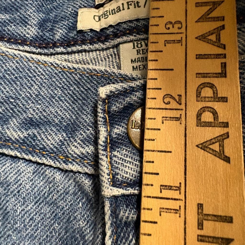 LL Bean Original Fit Relaxed Jeans Womens 18W Reg Blue Denim High Rise Cotton
