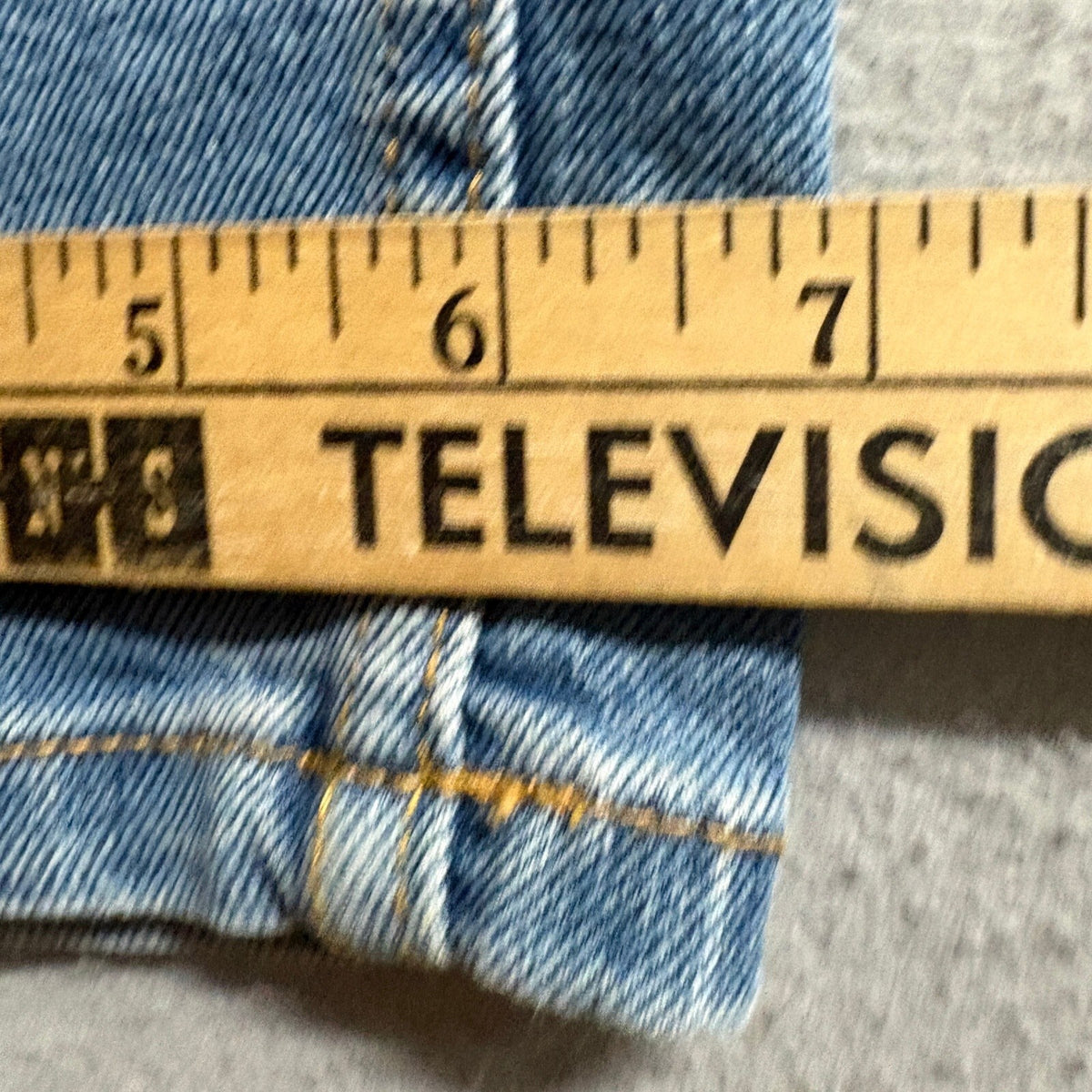 Levis 502 Regular Taper Jeans Girls Size 16 Reg Blue Distressed Denim W28 L30