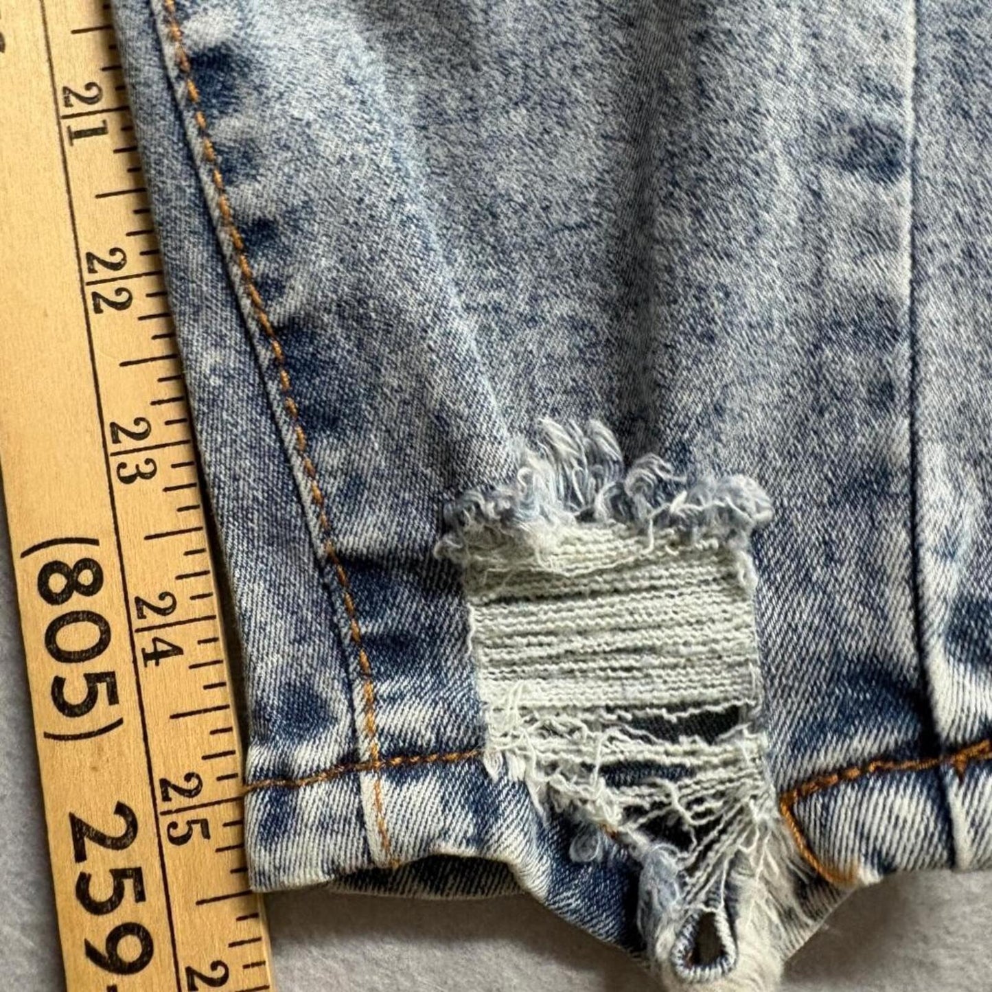 Between Us Skinny Jeans Womens Size 11 Blue Acid Wash Distressed High Rise