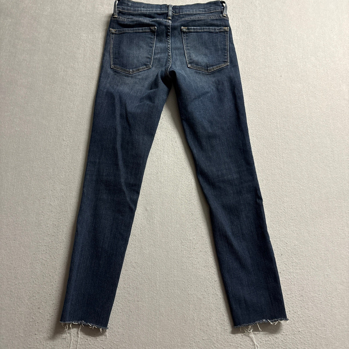 FRAME Le Skinny de Jeanne Jeans Womens Size 26 Dark Wash Raw Hem Ankle Denim
