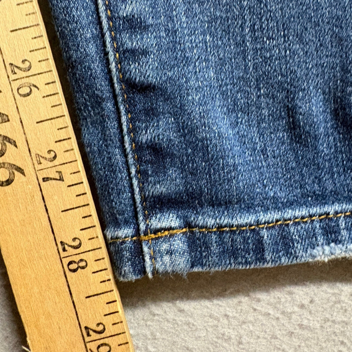 FRAME Denim Le Garcon Slim Boyfriend Jeans Womens Size 28 Azure Distressed Blue