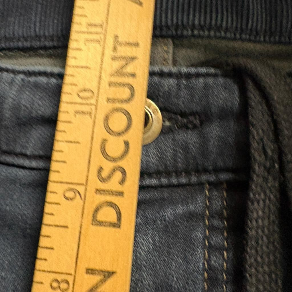 Uniqlo EZY Jeans Mens Large Dark Wash Blue Denim Drawstring Stretch Pants