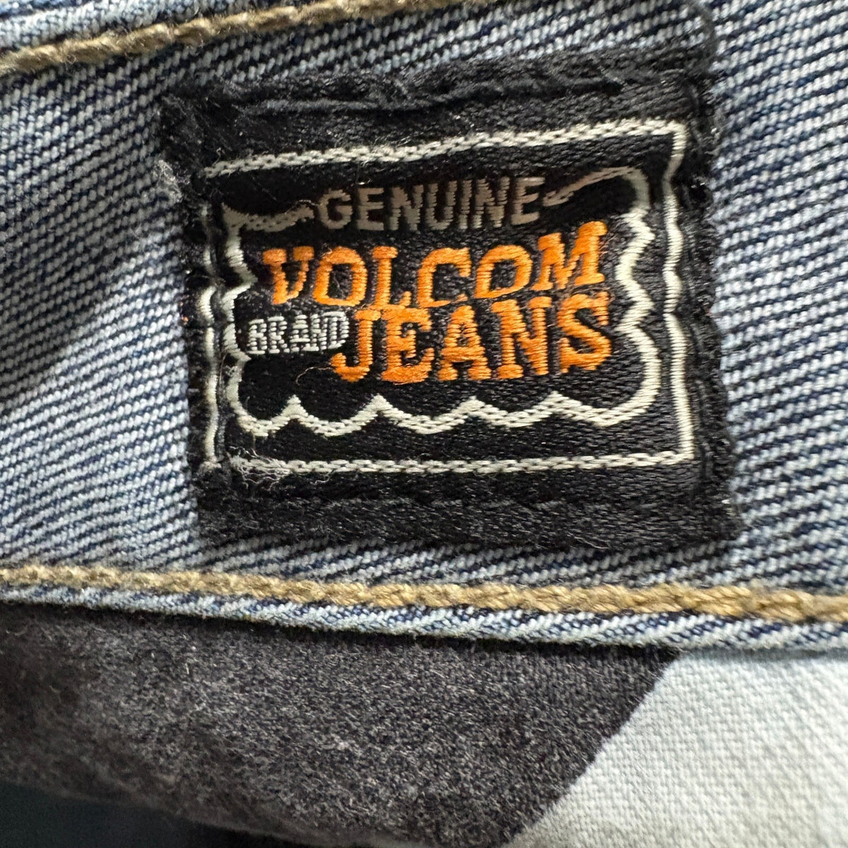 Volcom Riser Tapered Fit Jeans Mens Size 33 Blue Denim Skate Stretch Pants