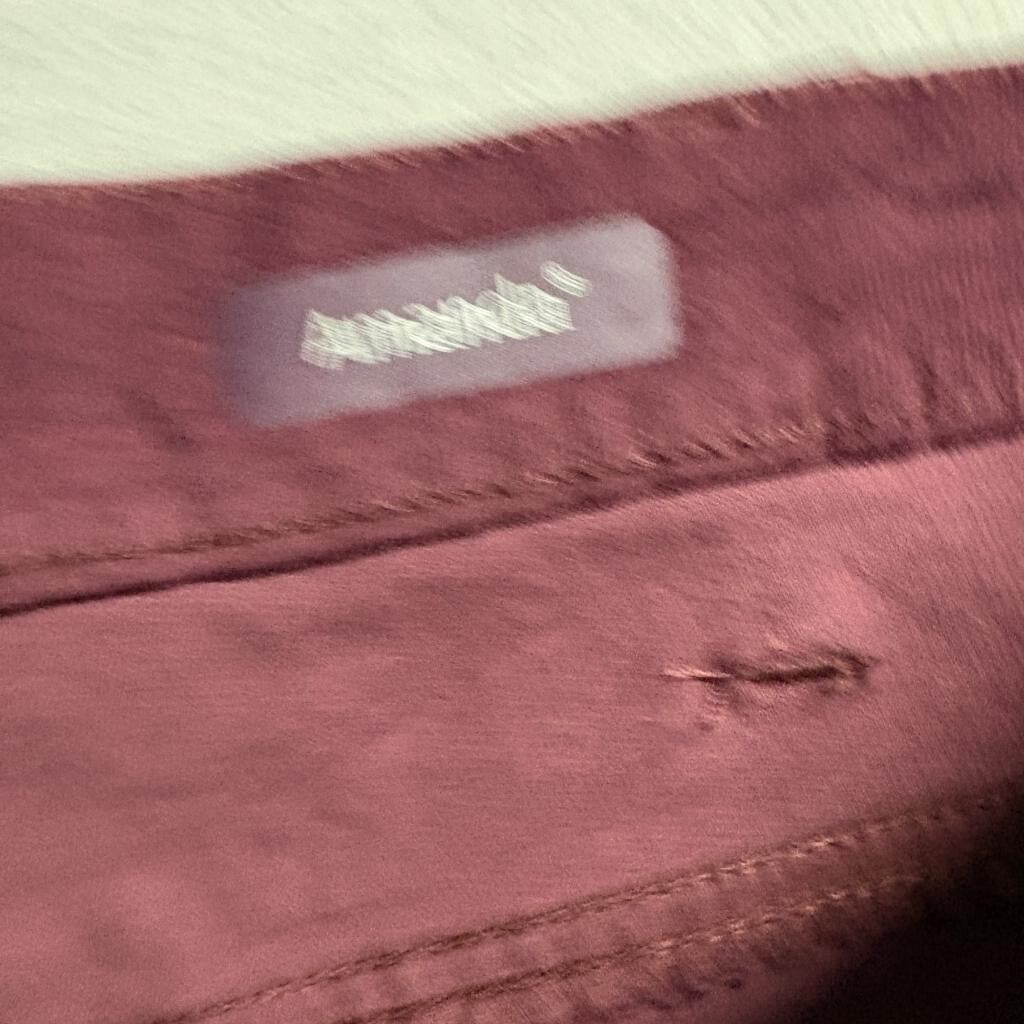 Gloria Vanderbilt Amanda Slim Corduroy Pants Womens 26W Purple Huckleberry New