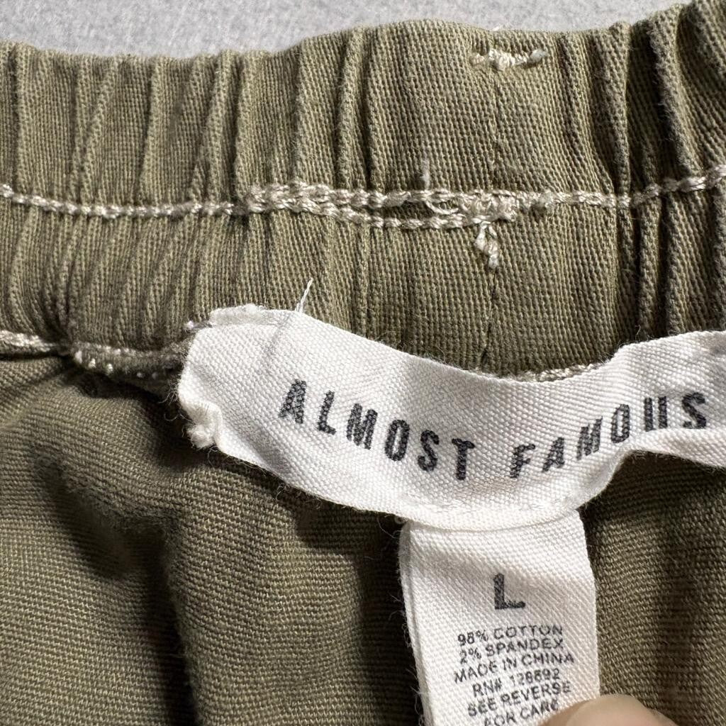 Almost Famous Cargo Pants Womens Large Green Cotton Blend Elastic Waist Utility