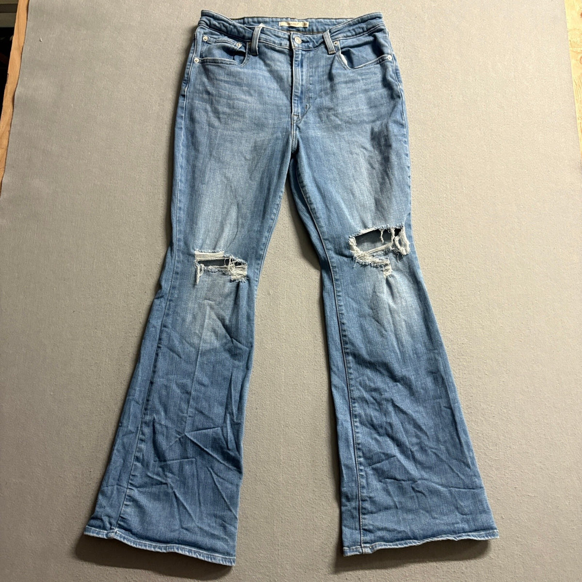 Levis 726 Flare Jeans Womens Size 33 Blue Denim Distressed Ripped Knee High Rise