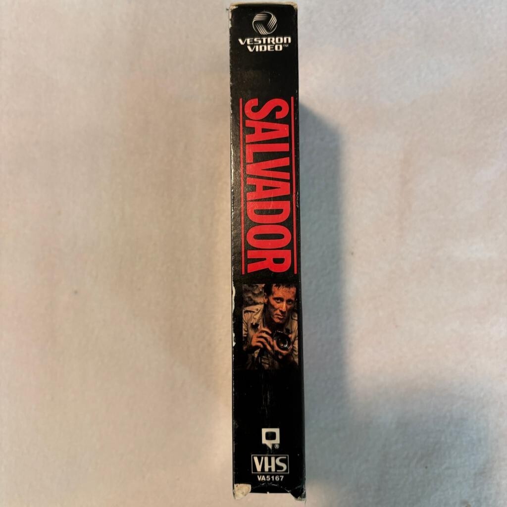 Salvador VHS 1986 Vestron Video James Woods Oliver Stone Clamshell Slipcover