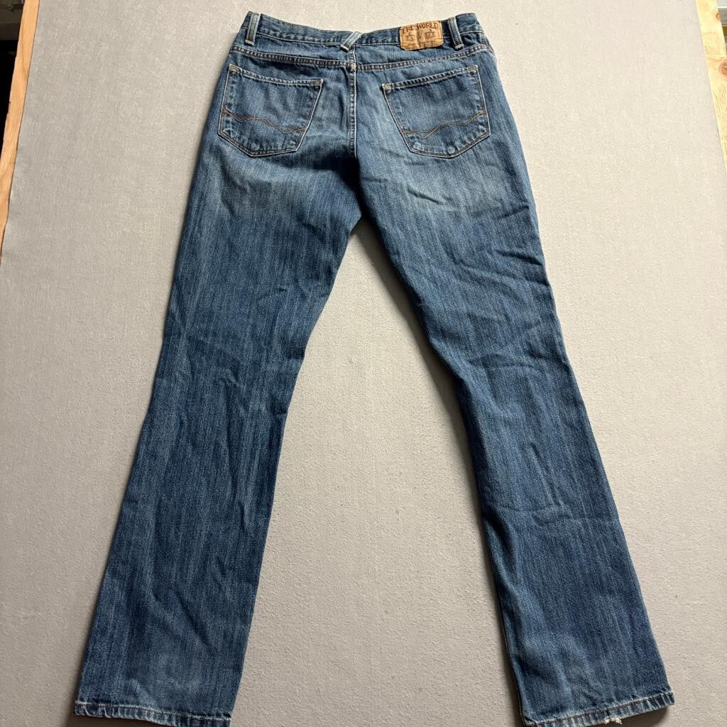 Free World Drifter Jeans Mens 33 Blue Denim Straight Leg 100% Cotton