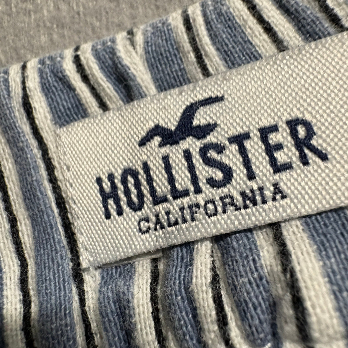 Hollister Ultra High Rise Pants Womens Small Blue White Striped Wide Leg Crop