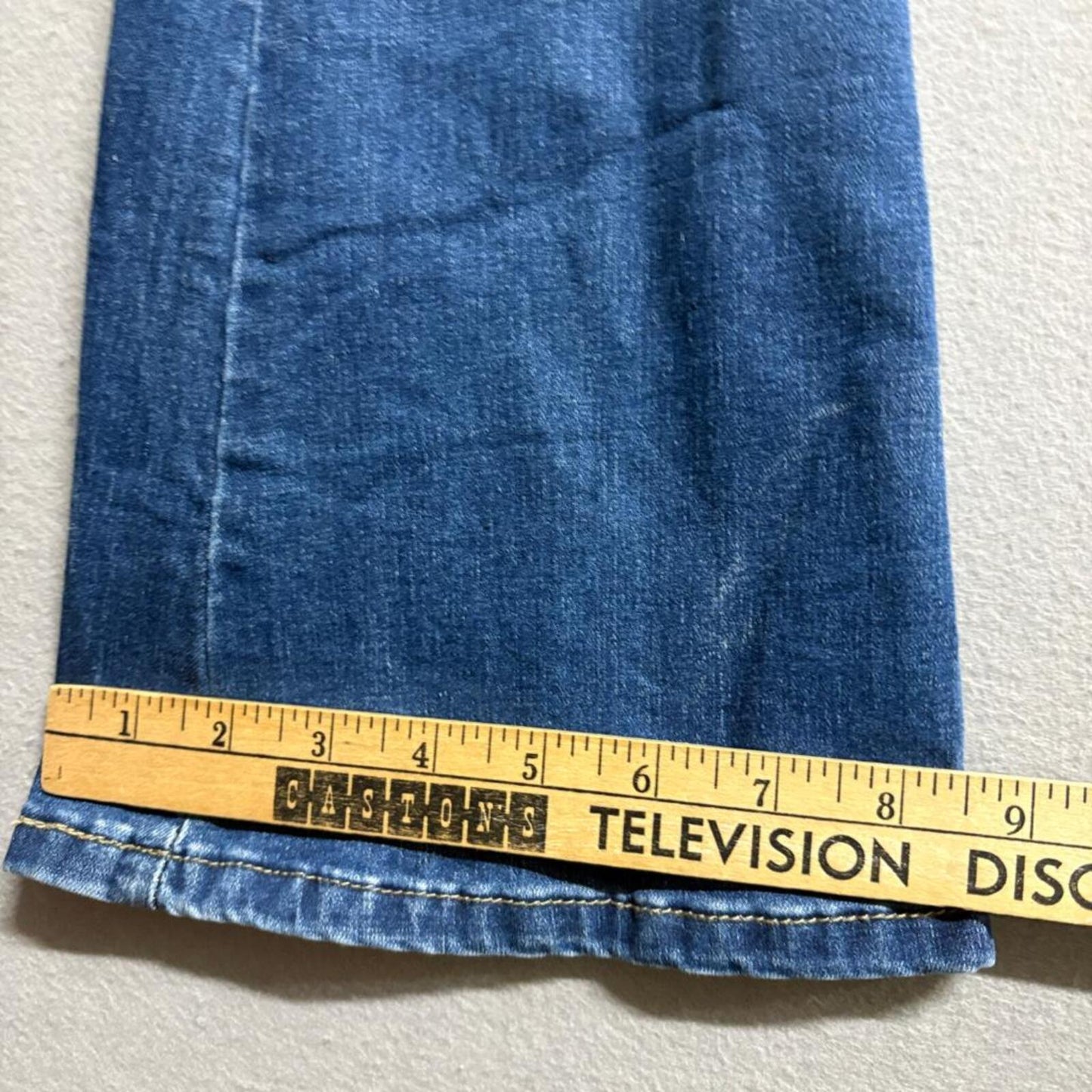 Celebrity Ace Distressed Flare Jeans Womens Size 5/27 Blue Denim Ripped Knee