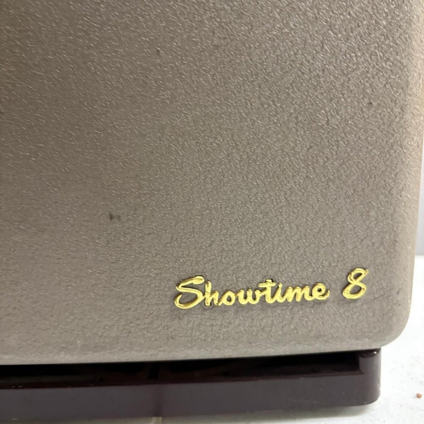 Vintage Cine Kodak Showtime 8 Movie Projector Model A 500 Watt 8mm with Case