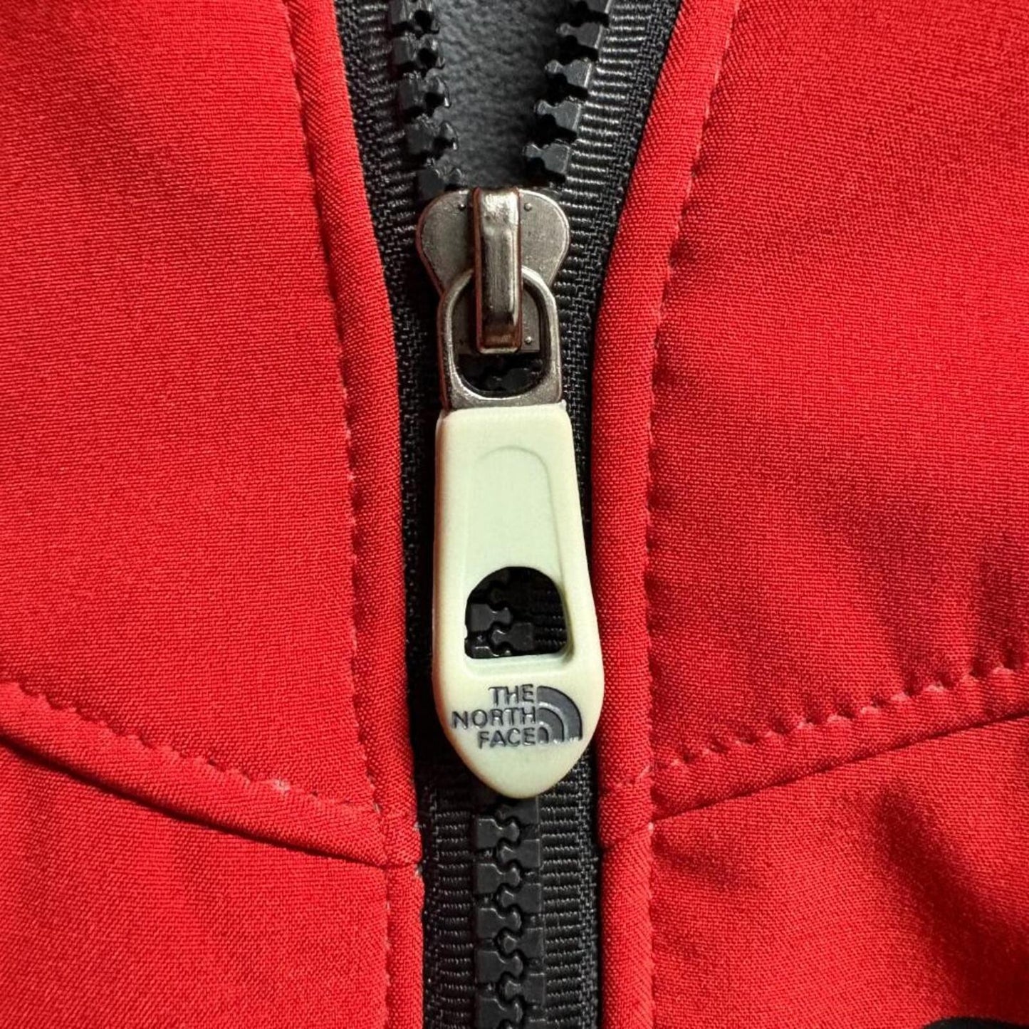 The North Face Summit Series Gore-Tex XCR Softshell Jacket Mens XXL Red Black